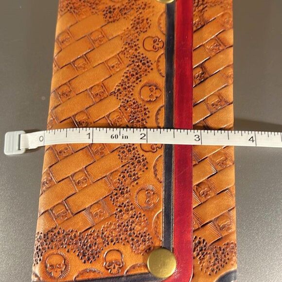 Hand-tooled Leather Skull Wallet - NEW - Unisex - Picture 8 of 8